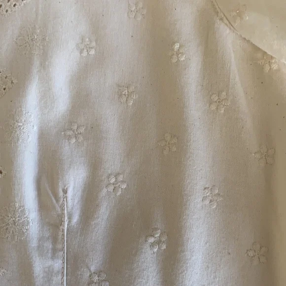 Liz Claiborne Cream Button Summer Short Sleeve Top - Picture 4 of 6